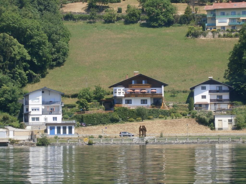 Haus Freitag Apartment Millstatt Exterior photo